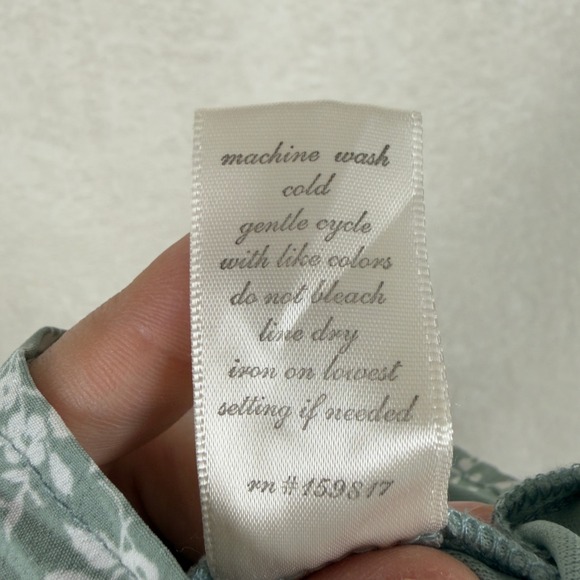 Altar'd State Kelly Floral Romper Green Smocked Tiered Ruffle Size M - Picture 11 of 12